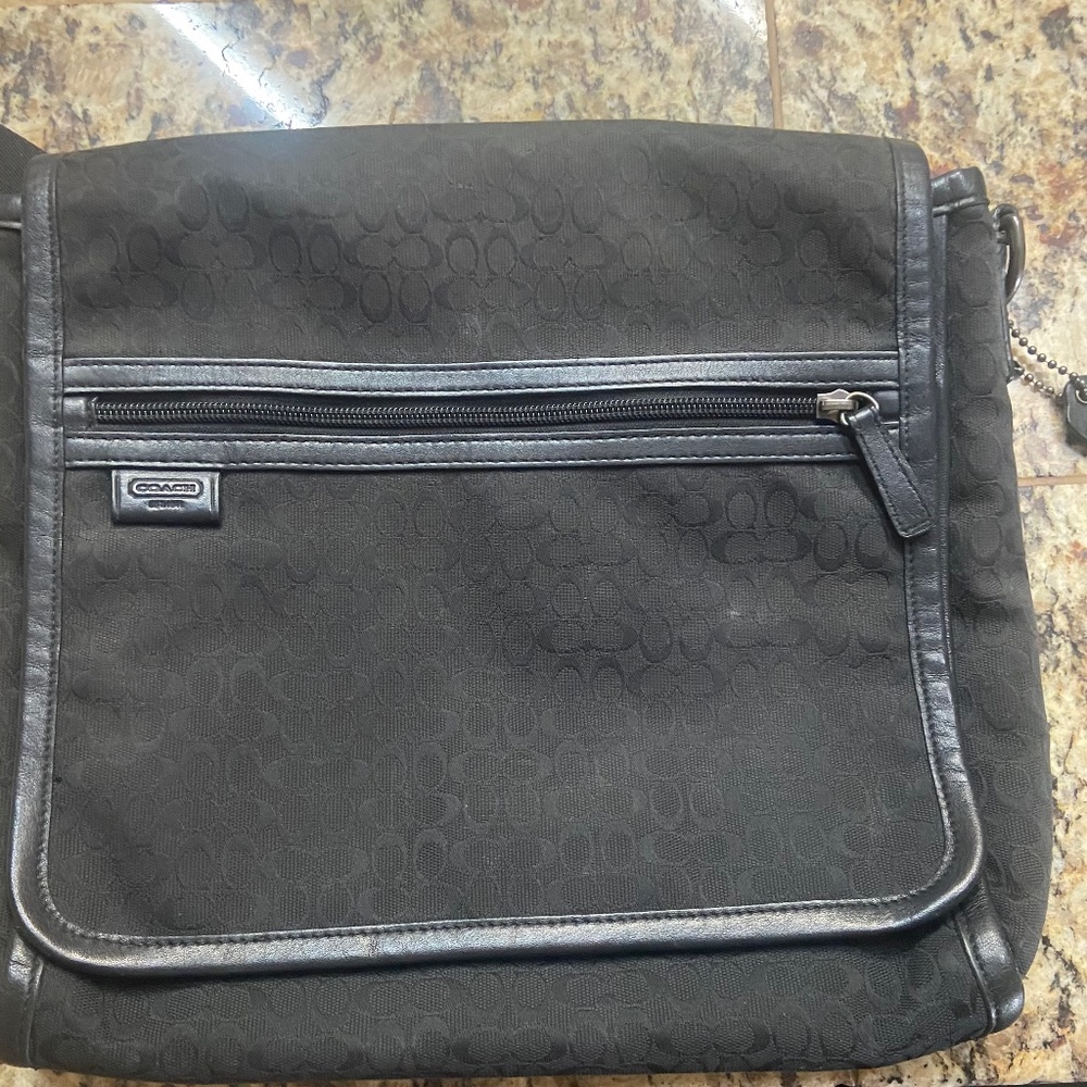 Coach Signature messenger bag